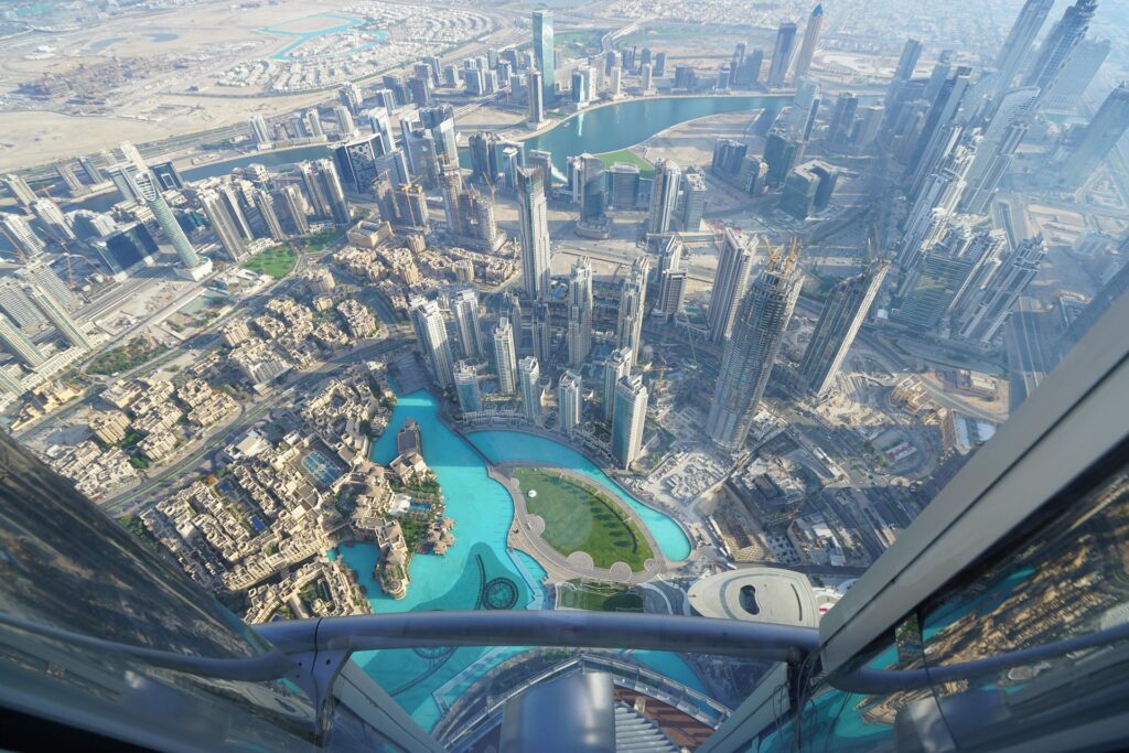 dubai skyline- BEYOND Apartments in Dubai Maritime City